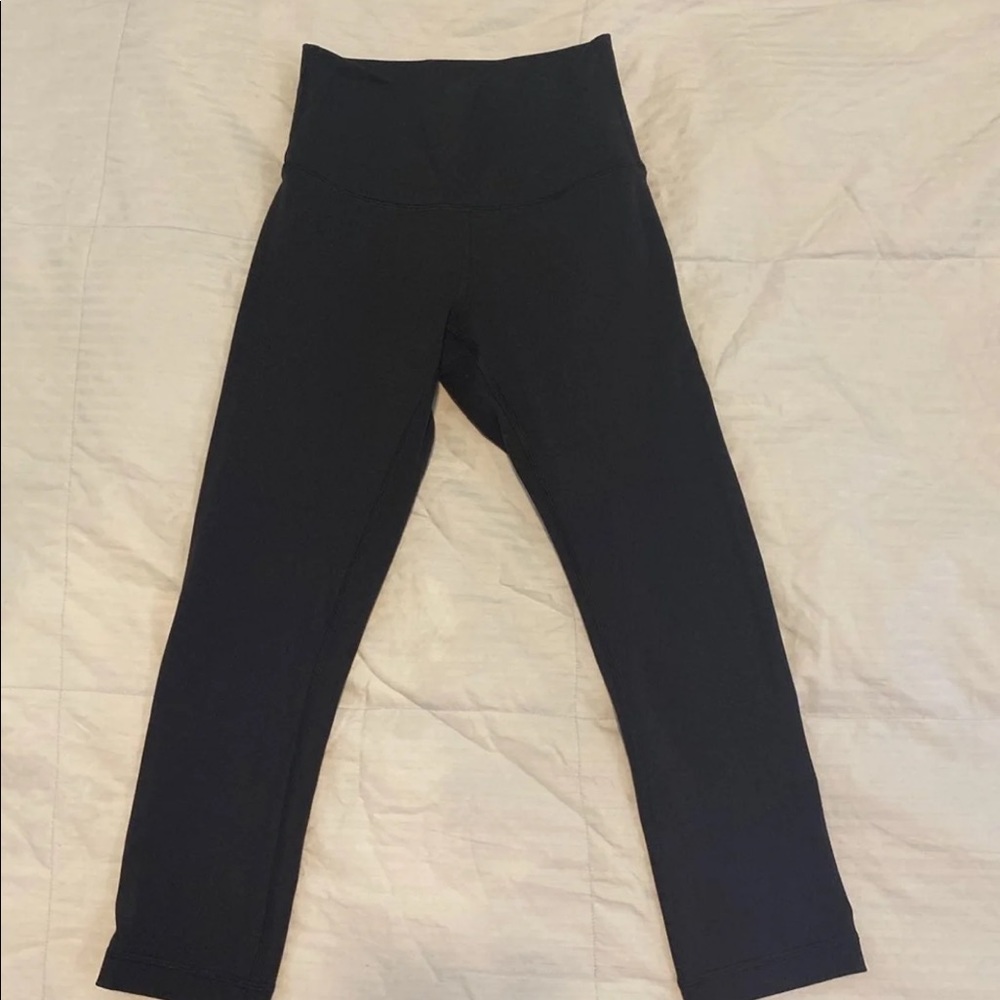 💐EUC lululemon wunder under leggings💐